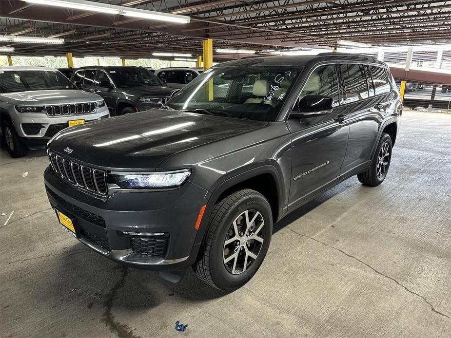 new 2024 Jeep Grand Cherokee L car, priced at $47,741