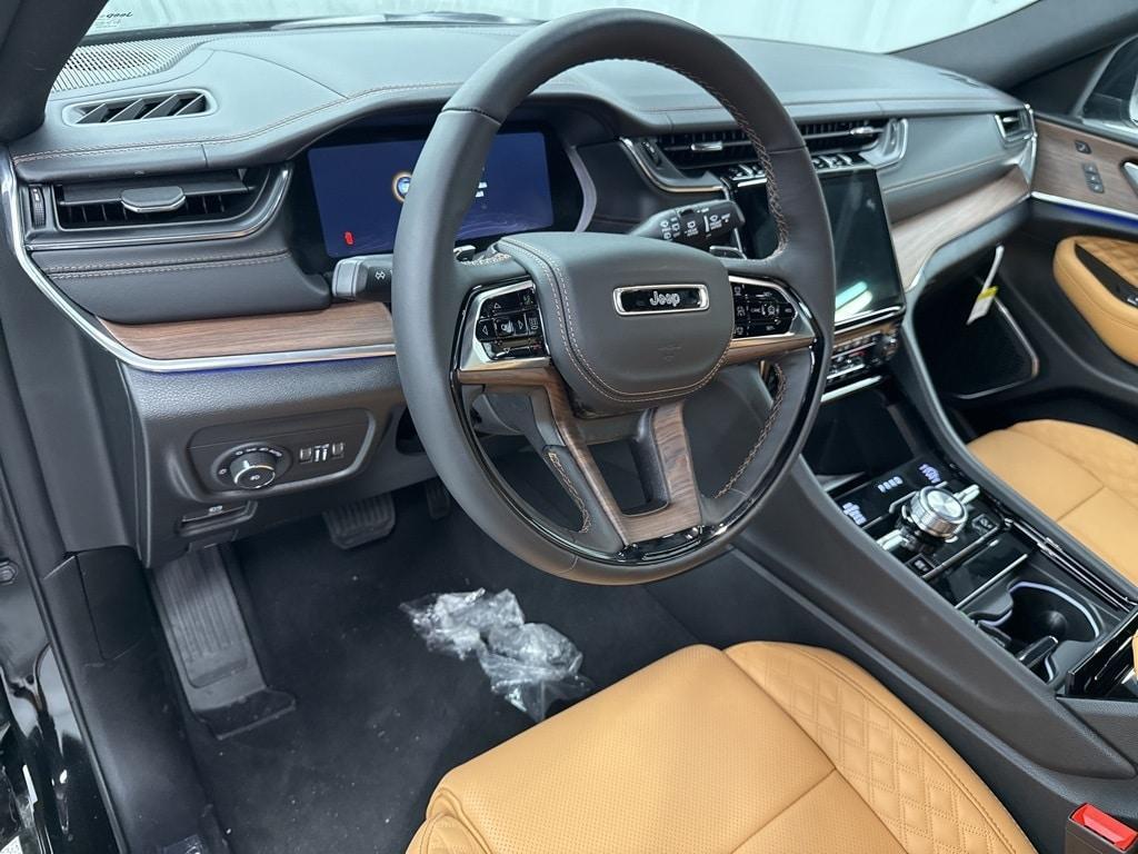 new 2025 Jeep Grand Cherokee L car, priced at $58,338