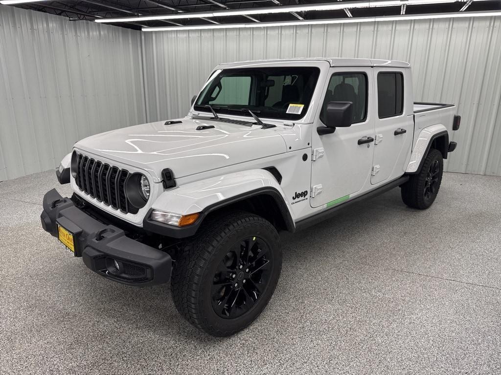 new 2025 Jeep Gladiator car, priced at $42,290