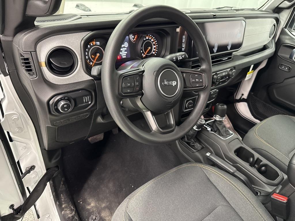 new 2025 Jeep Gladiator car, priced at $42,290