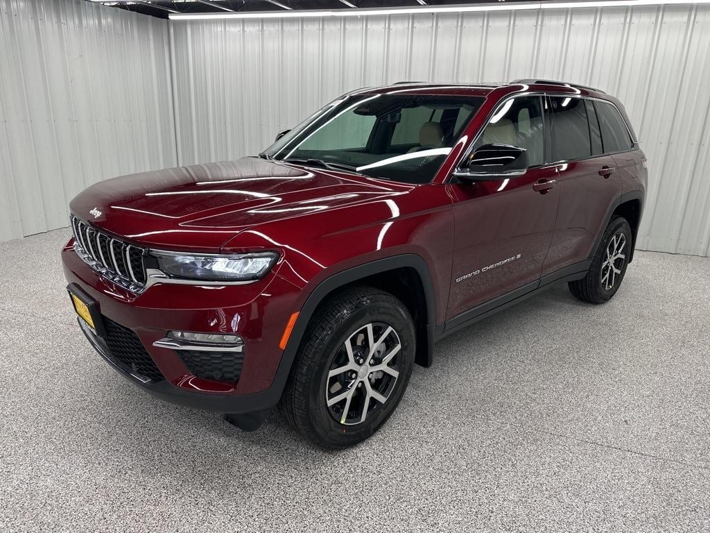 new 2025 Jeep Grand Cherokee car, priced at $49,315