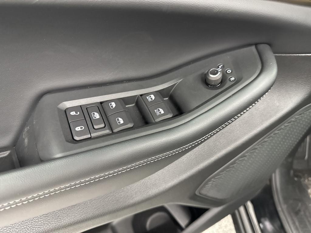 new 2025 Jeep Grand Cherokee car, priced at $47,157
