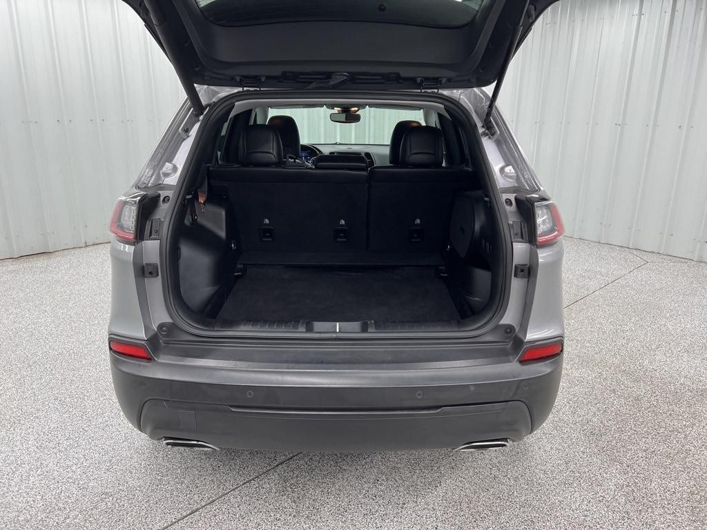 used 2021 Jeep Cherokee car, priced at $19,985