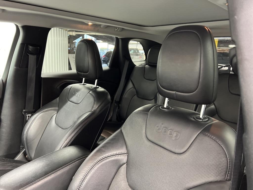 used 2021 Jeep Cherokee car, priced at $19,985