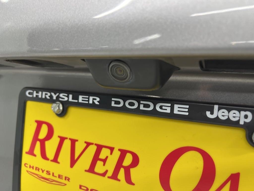 used 2021 Jeep Cherokee car, priced at $19,985