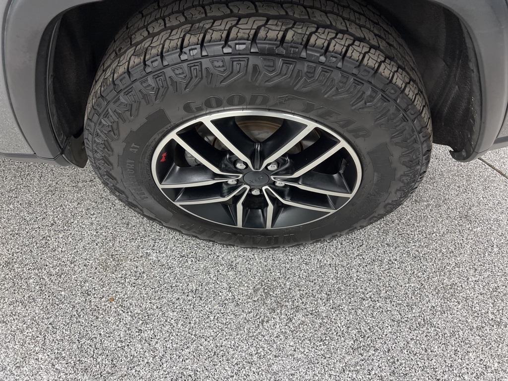 used 2020 Jeep Grand Cherokee car, priced at $29,985