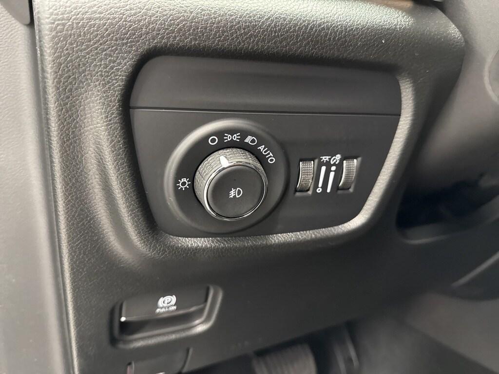 new 2025 Jeep Grand Cherokee car, priced at $49,658