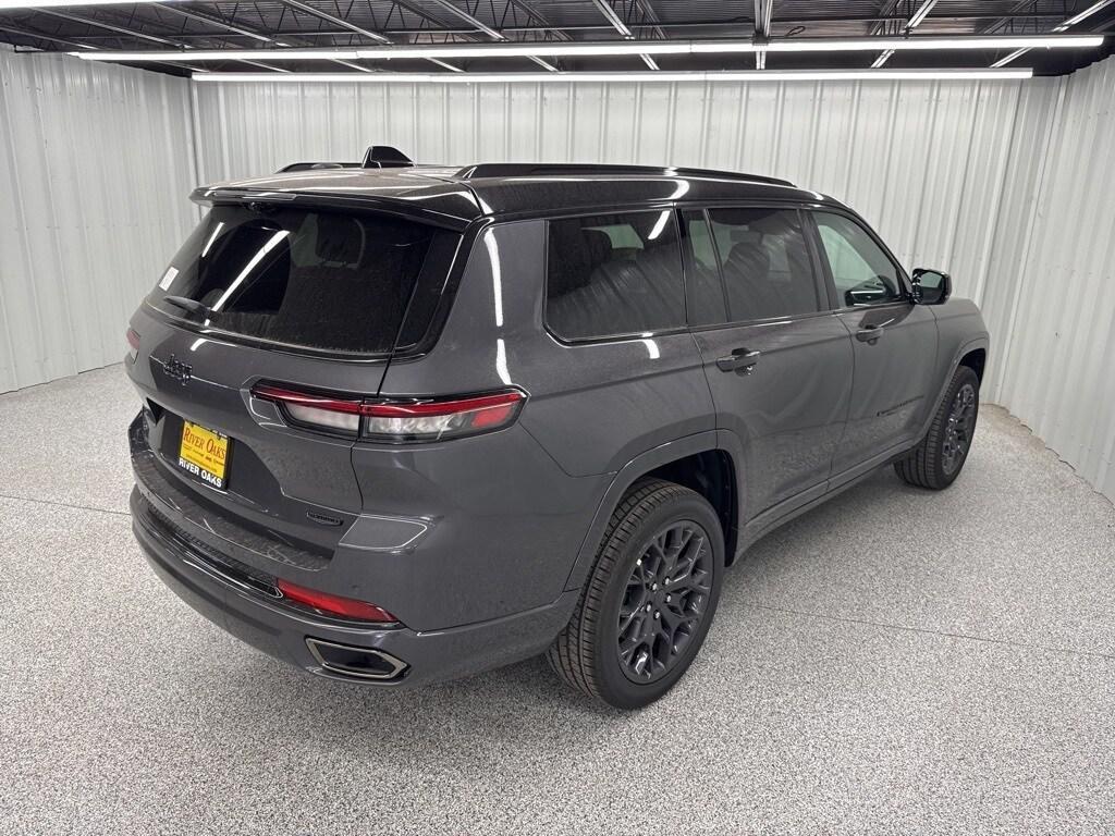 new 2025 Jeep Grand Cherokee L car, priced at $70,321