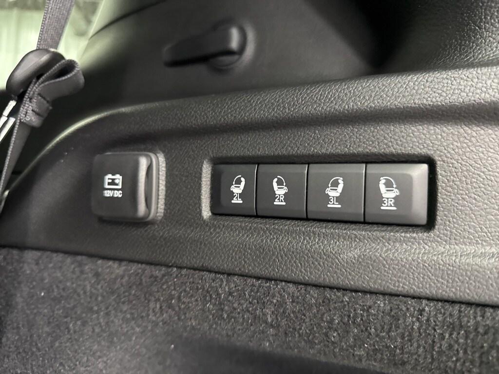 new 2025 Jeep Grand Cherokee L car, priced at $70,321
