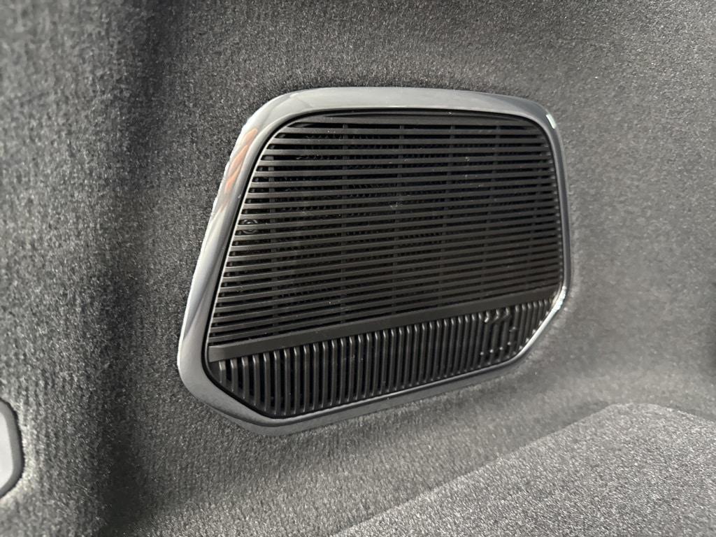 new 2025 Jeep Grand Cherokee L car, priced at $69,951