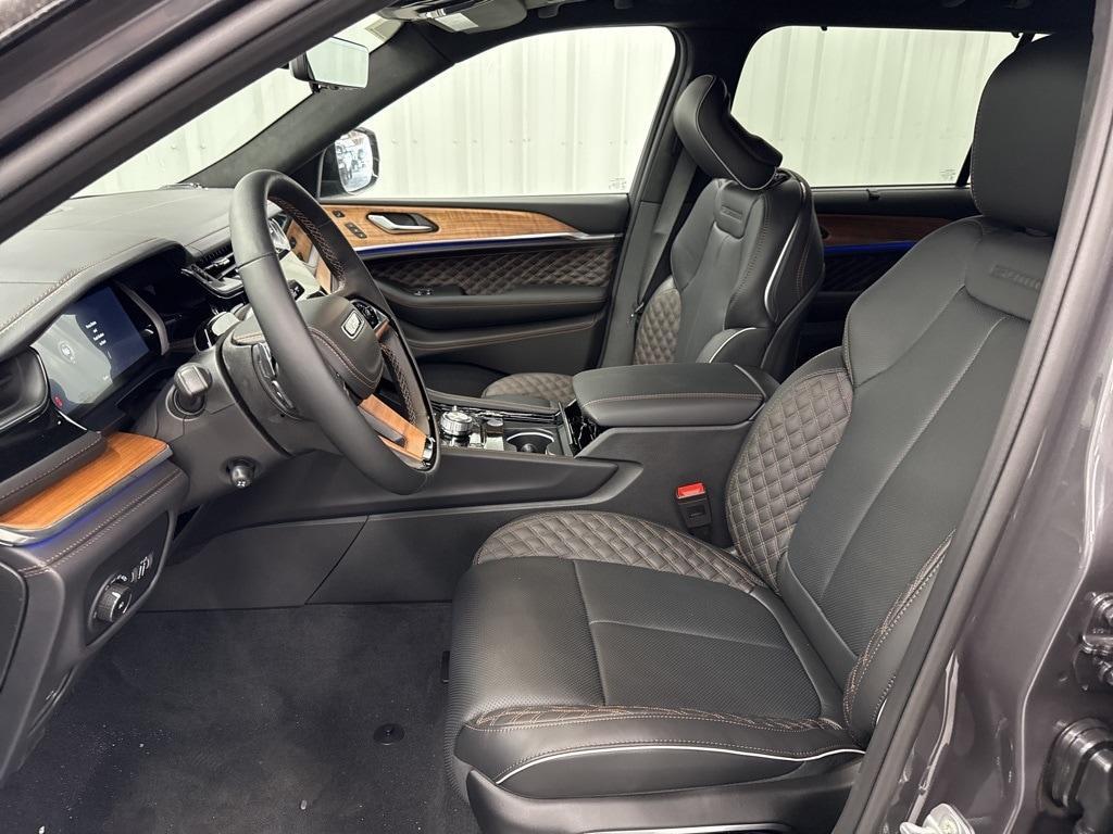new 2025 Jeep Grand Cherokee L car, priced at $69,951