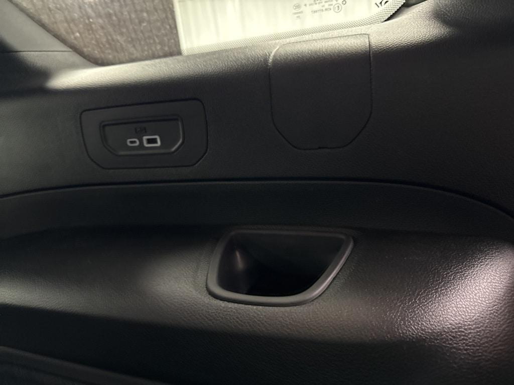 new 2025 Jeep Grand Cherokee L car, priced at $69,951