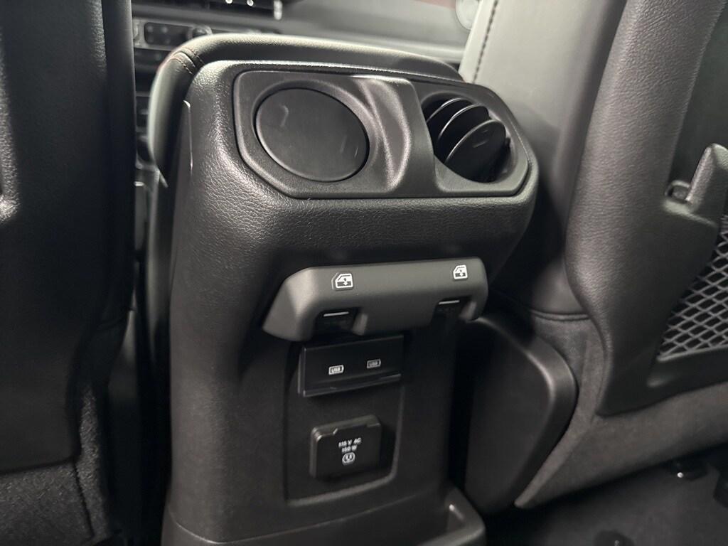 new 2025 Jeep Wrangler car, priced at $66,401