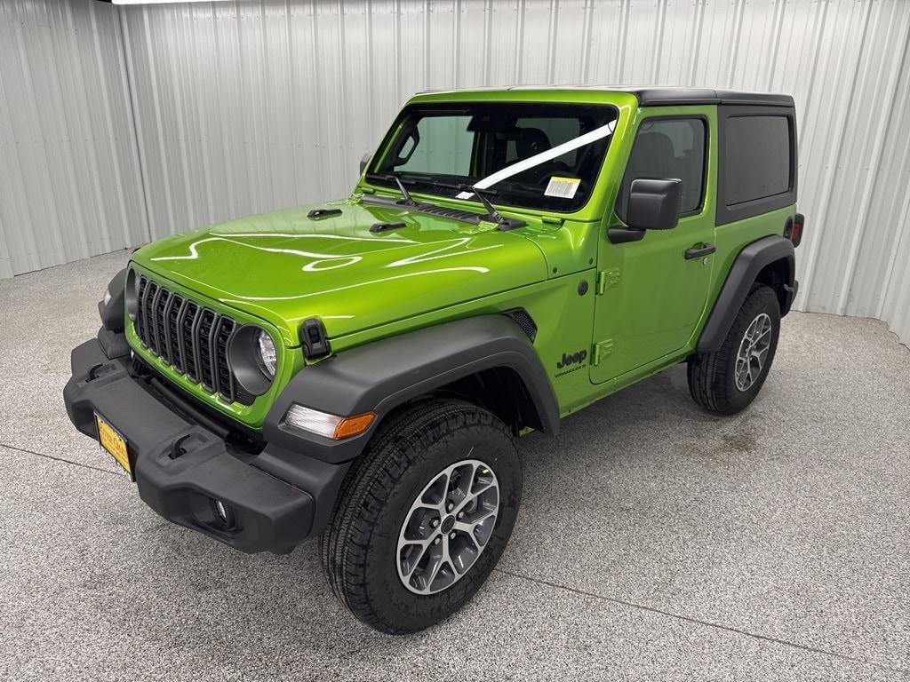 new 2025 Jeep Wrangler car, priced at $41,733