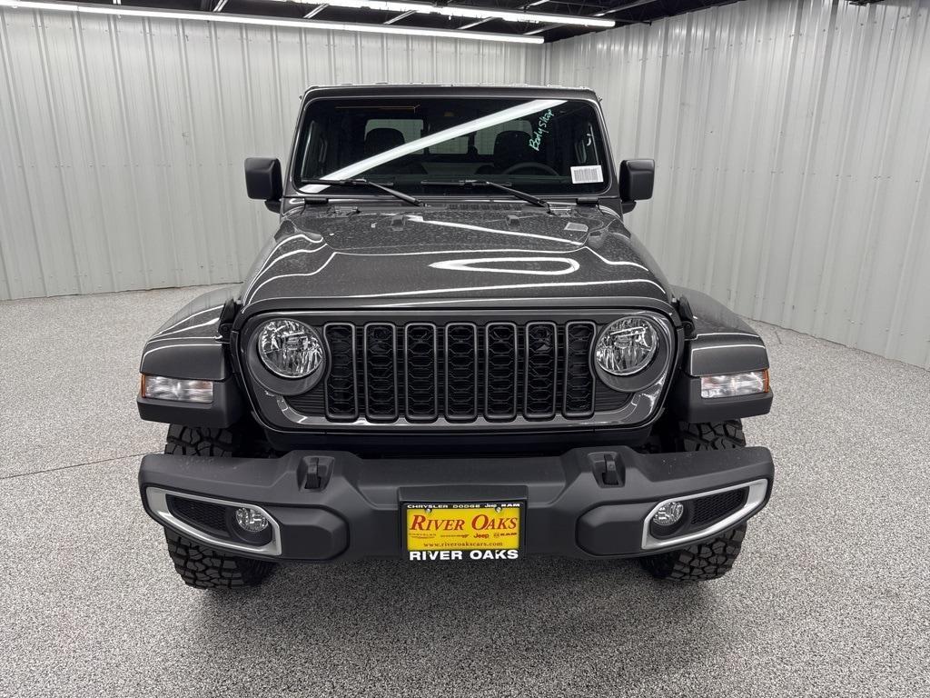 new 2025 Jeep Gladiator car, priced at $44,110