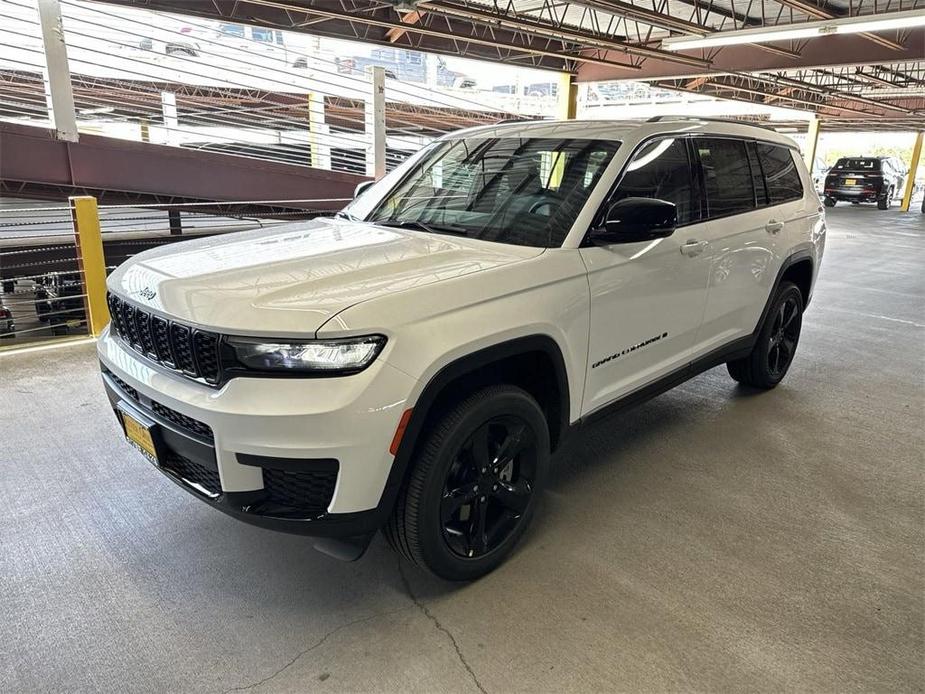 new 2024 Jeep Grand Cherokee L car, priced at $43,798