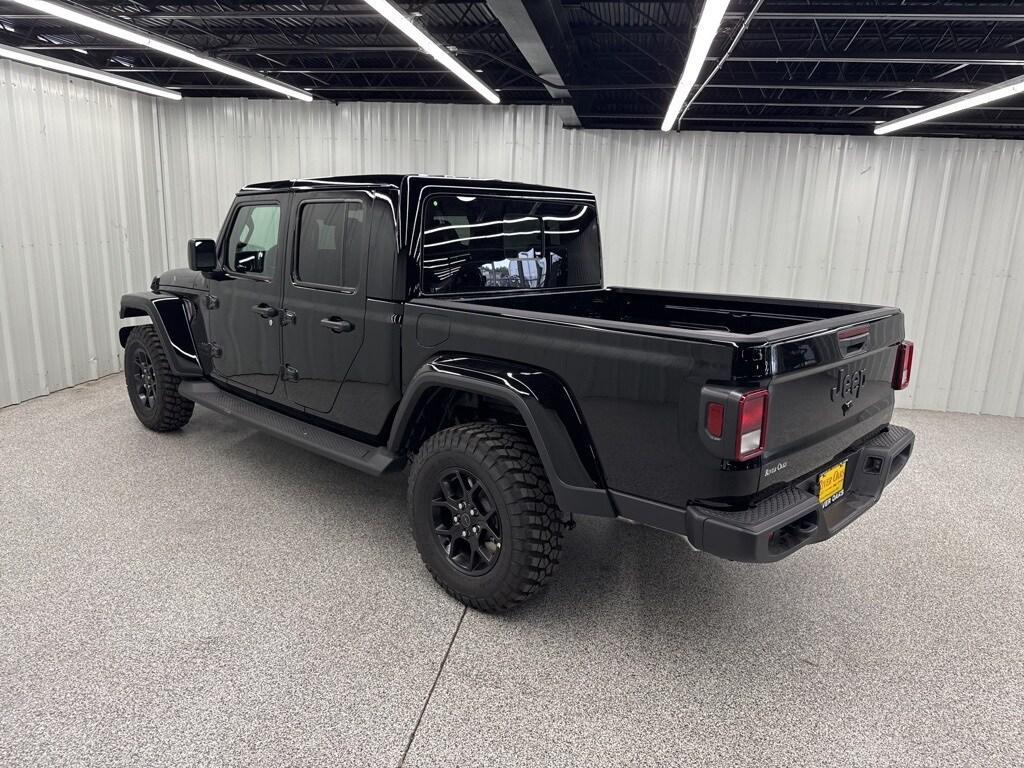 new 2025 Jeep Gladiator car, priced at $44,110
