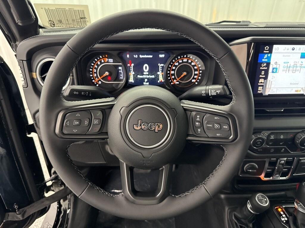 new 2025 Jeep Gladiator car, priced at $44,110