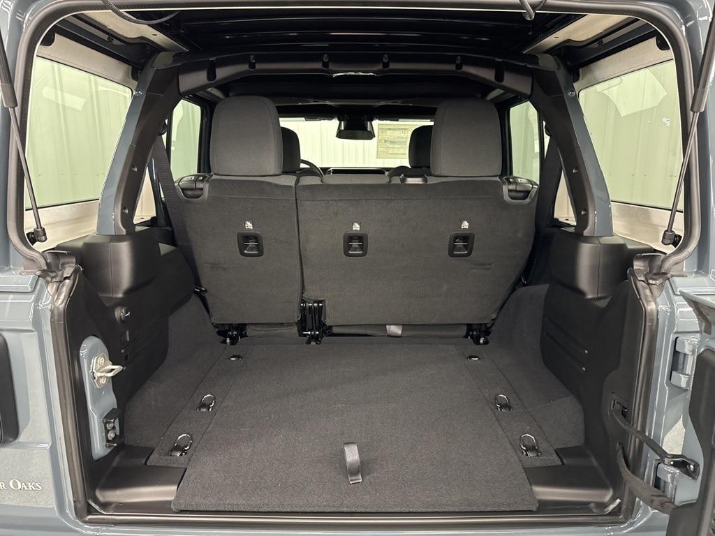 new 2025 Jeep Wrangler car, priced at $46,066