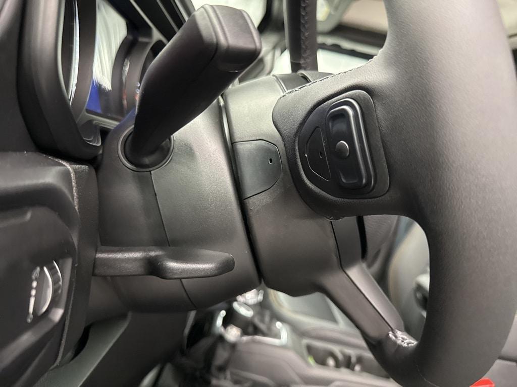 new 2025 Jeep Gladiator car, priced at $44,110