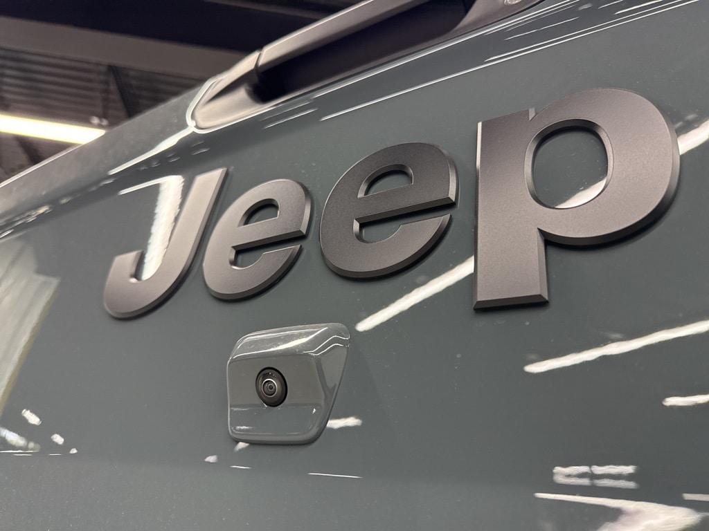 new 2025 Jeep Gladiator car, priced at $44,110
