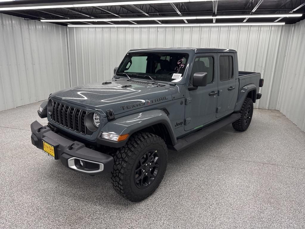new 2025 Jeep Gladiator car, priced at $44,110