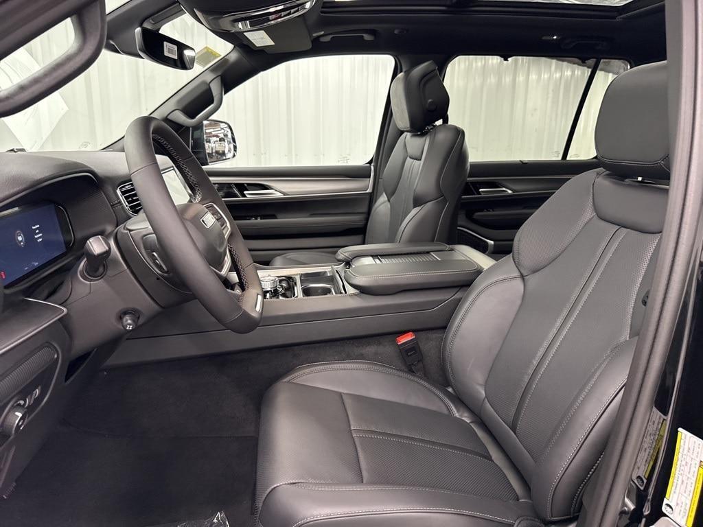 new 2025 Jeep Wagoneer car, priced at $74,159