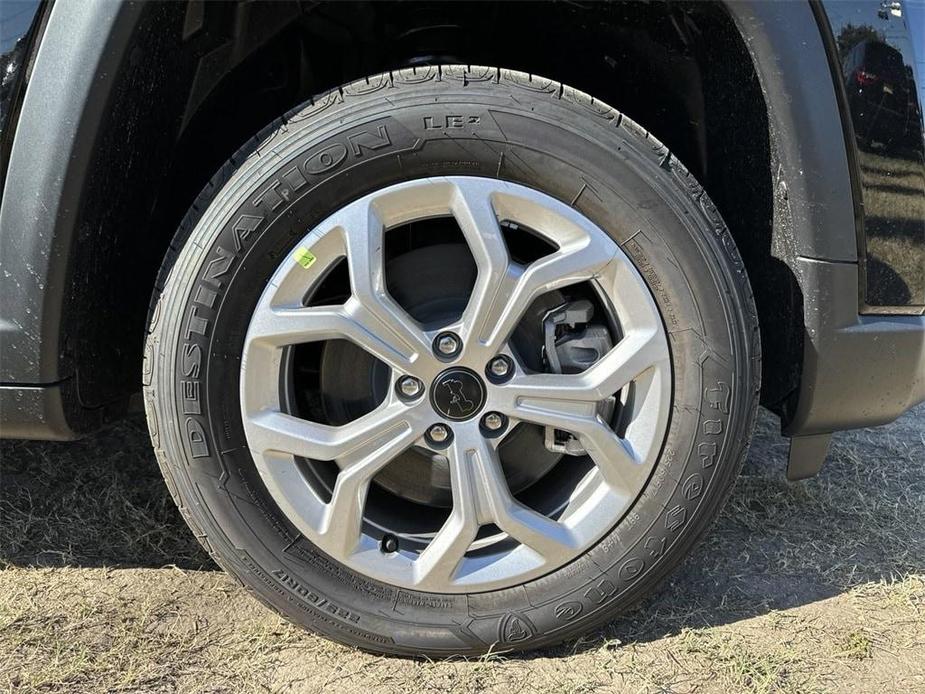 new 2025 Jeep Compass car, priced at $27,876