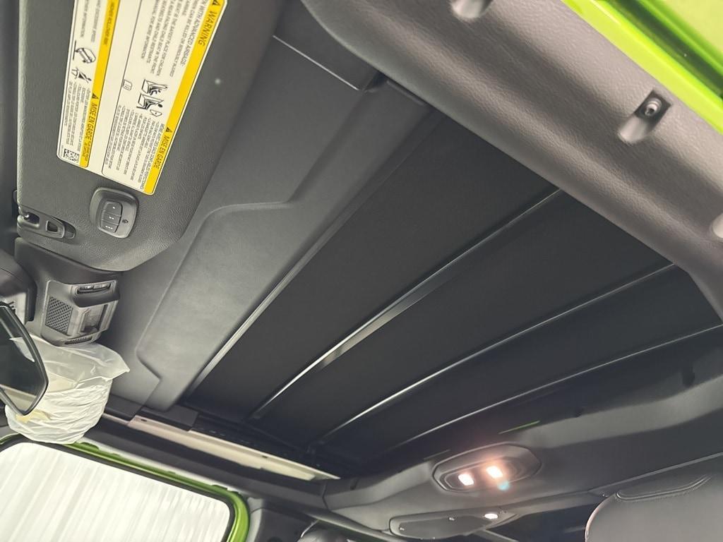 new 2025 Jeep Wrangler car, priced at $61,777