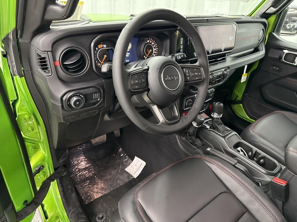 new 2025 Jeep Wrangler car, priced at $61,777