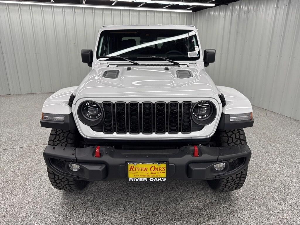 new 2025 Jeep Gladiator car, priced at $55,040