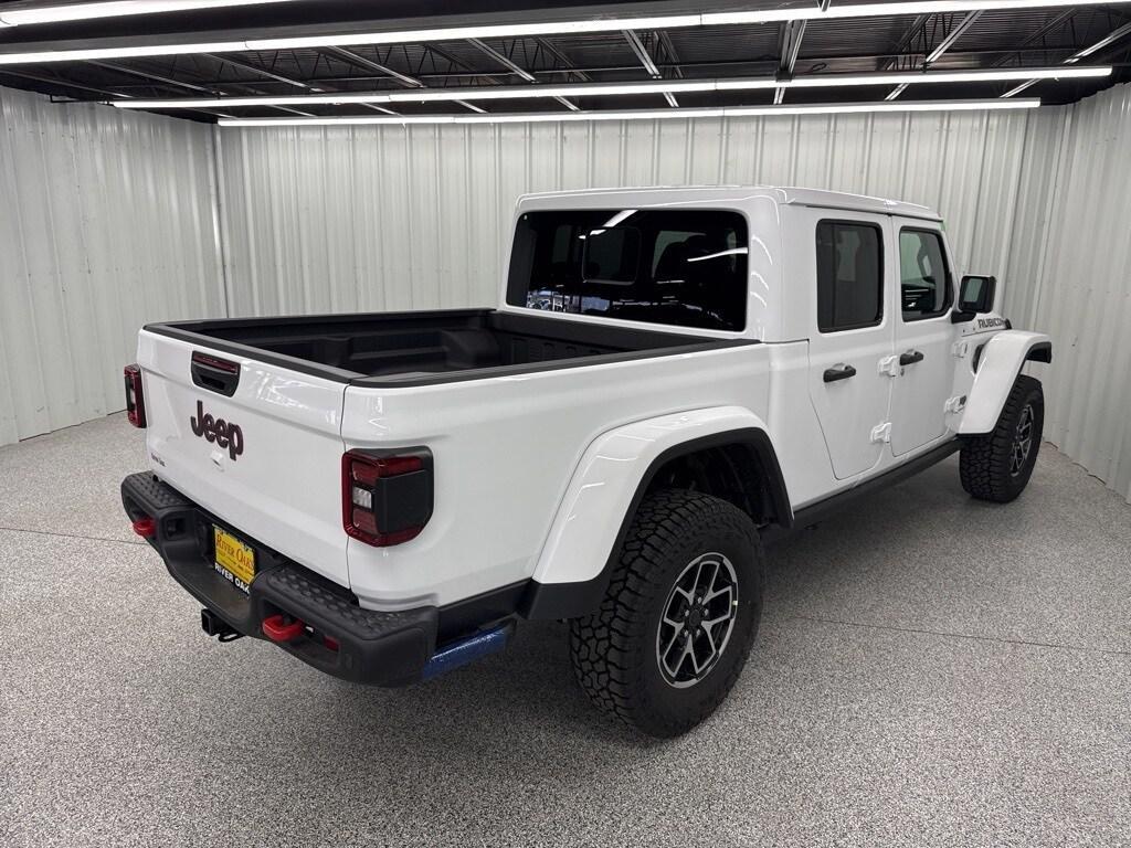 new 2025 Jeep Gladiator car, priced at $55,040