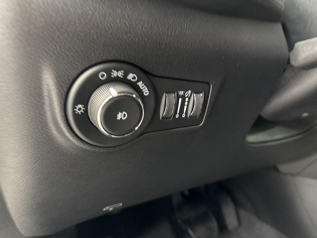 new 2025 Jeep Compass car, priced at $35,069