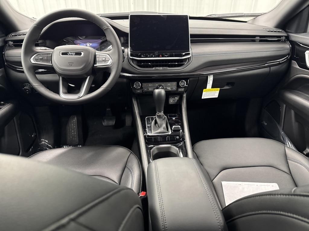new 2025 Jeep Compass car, priced at $35,069