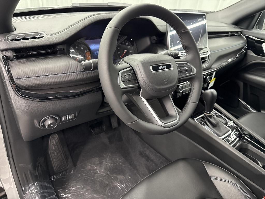 new 2025 Jeep Compass car, priced at $35,069