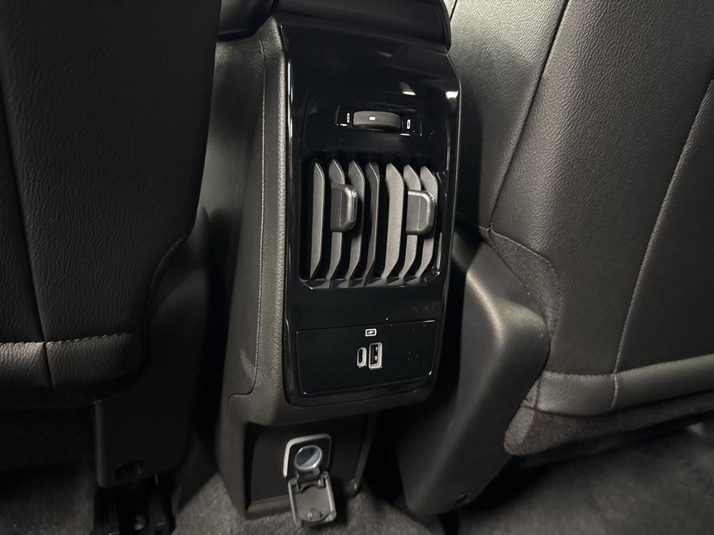new 2025 Jeep Compass car, priced at $38,067