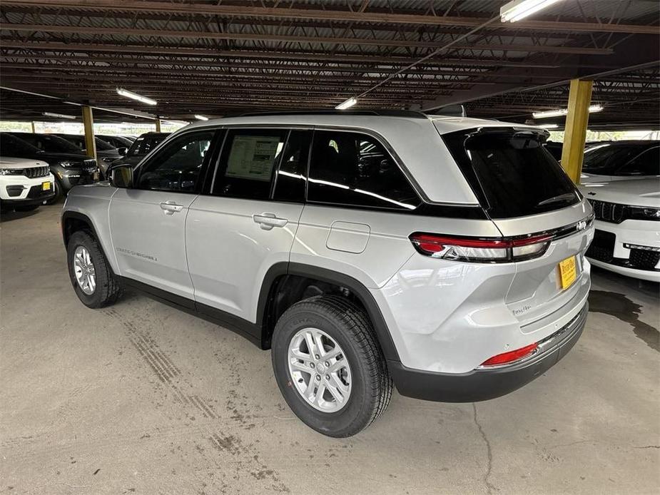 new 2024 Jeep Grand Cherokee car, priced at $37,206