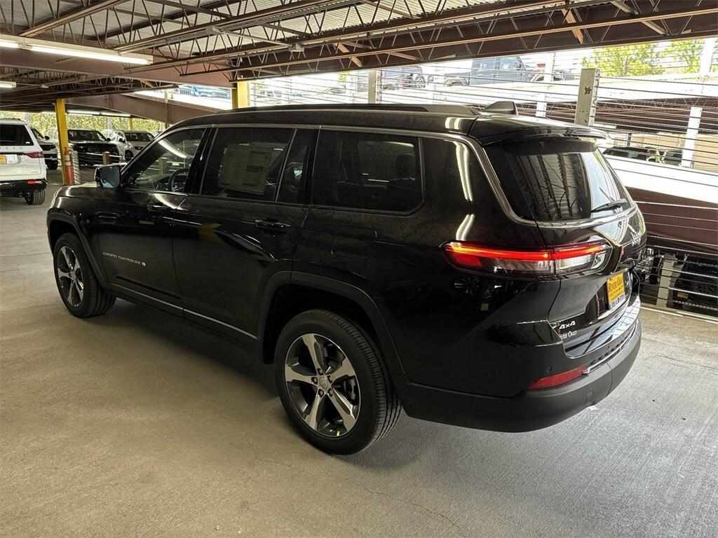 new 2024 Jeep Grand Cherokee L car, priced at $47,346