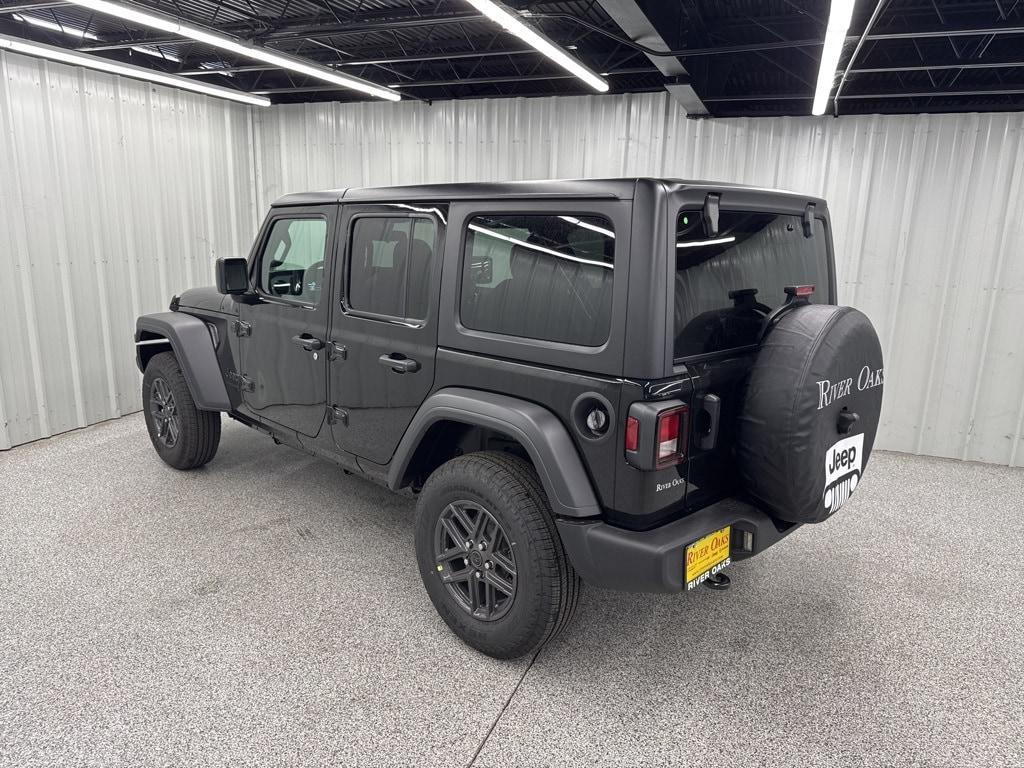 new 2025 Jeep Wrangler car, priced at $45,188