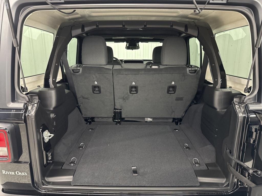 new 2025 Jeep Wrangler car, priced at $45,188