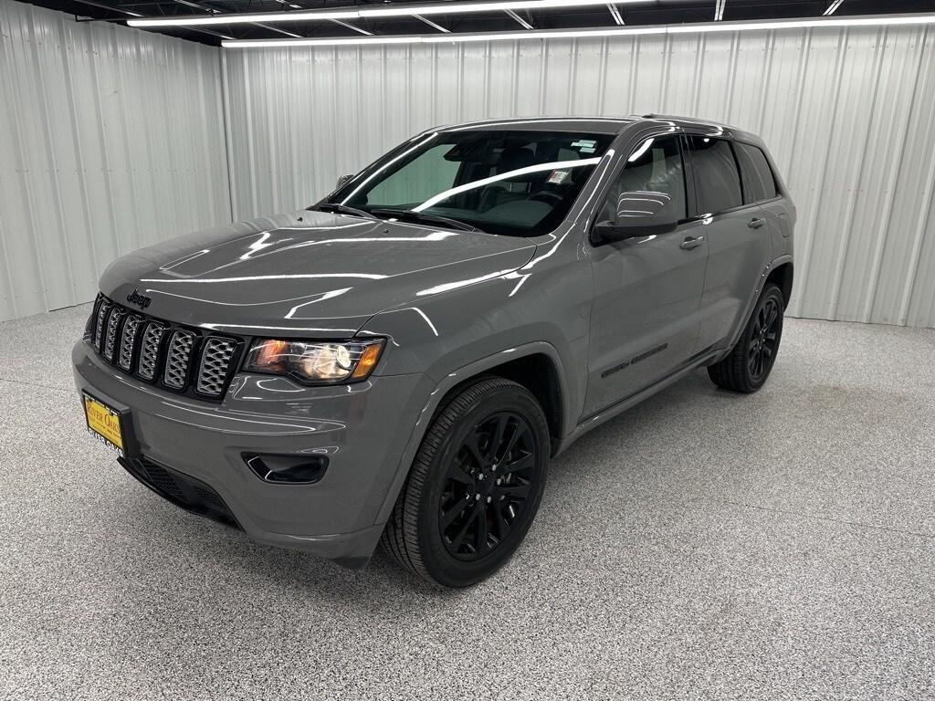 used 2022 Jeep Grand Cherokee car, priced at $41,685