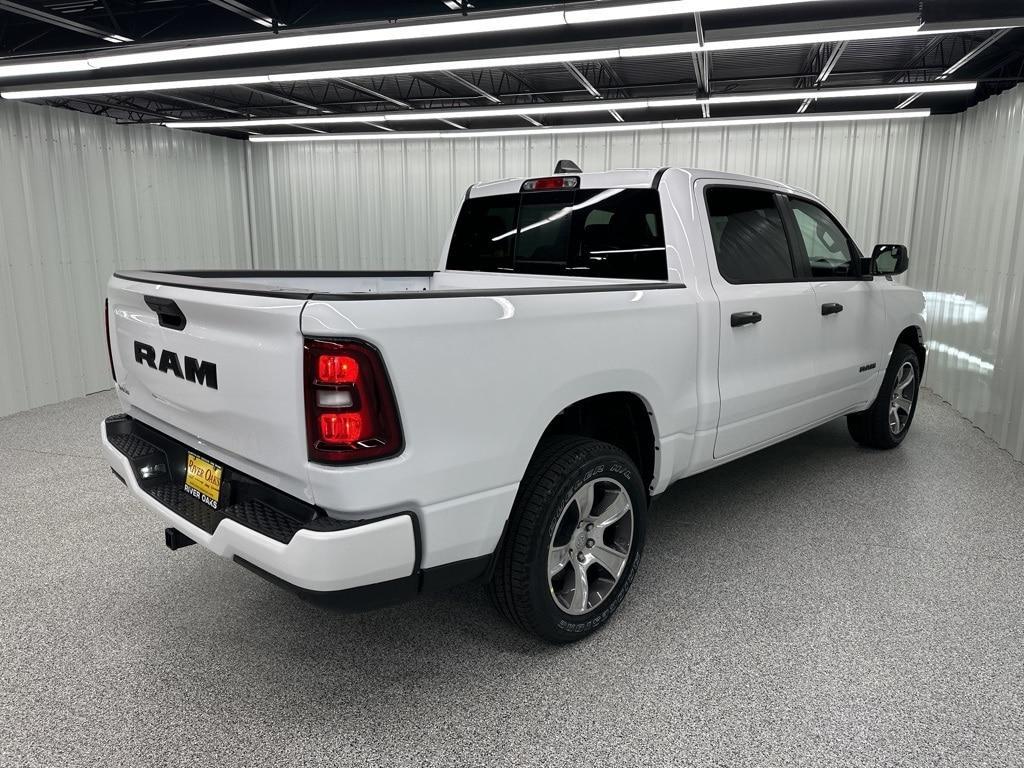 new 2025 Ram 1500 car, priced at $40,346