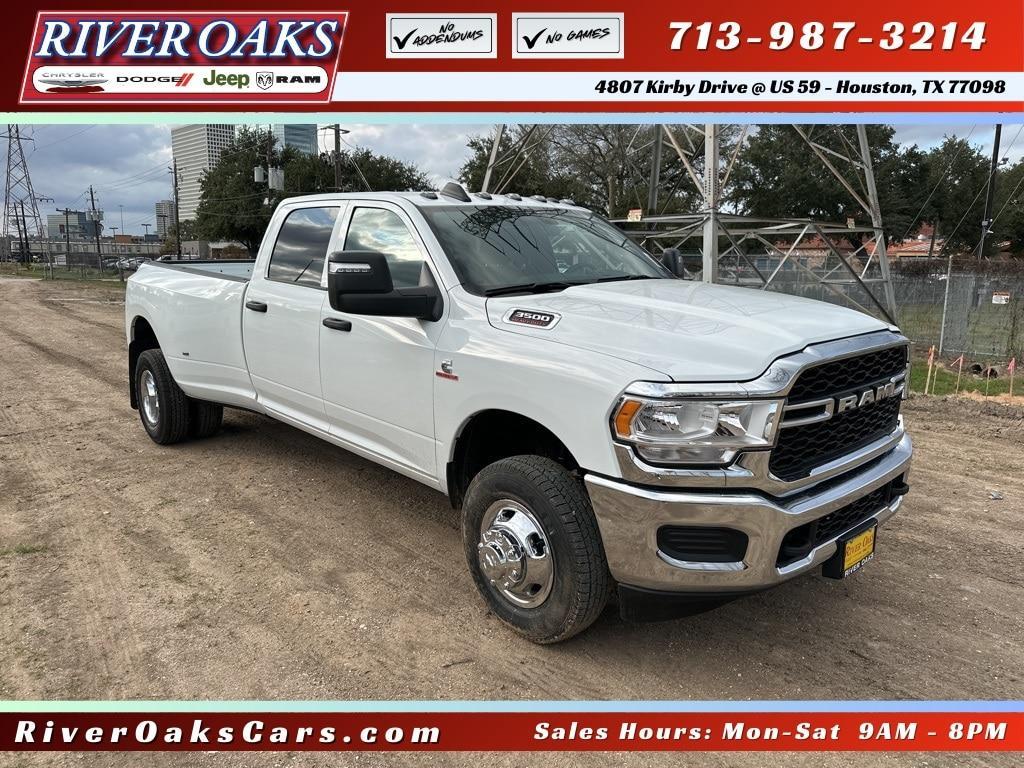 new 2024 Ram 3500 car, priced at $60,168