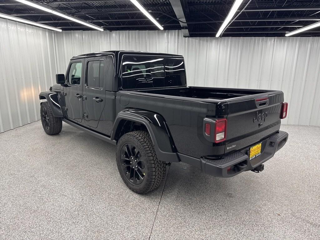 new 2025 Jeep Gladiator car, priced at $43,108