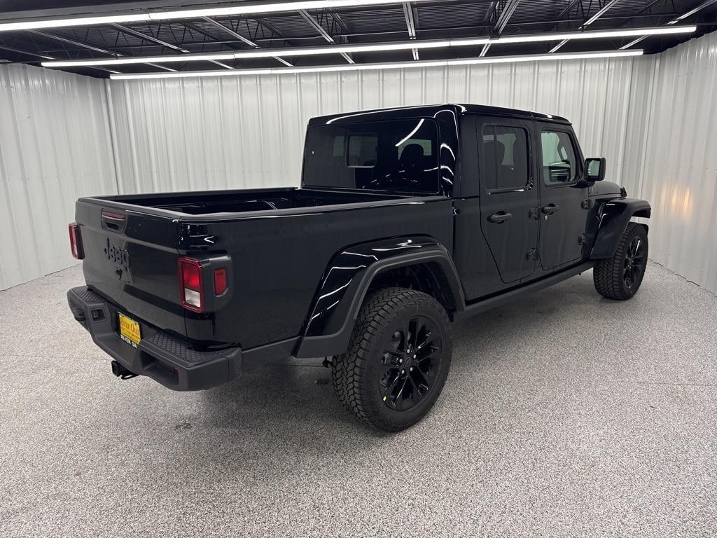 new 2025 Jeep Gladiator car, priced at $43,108