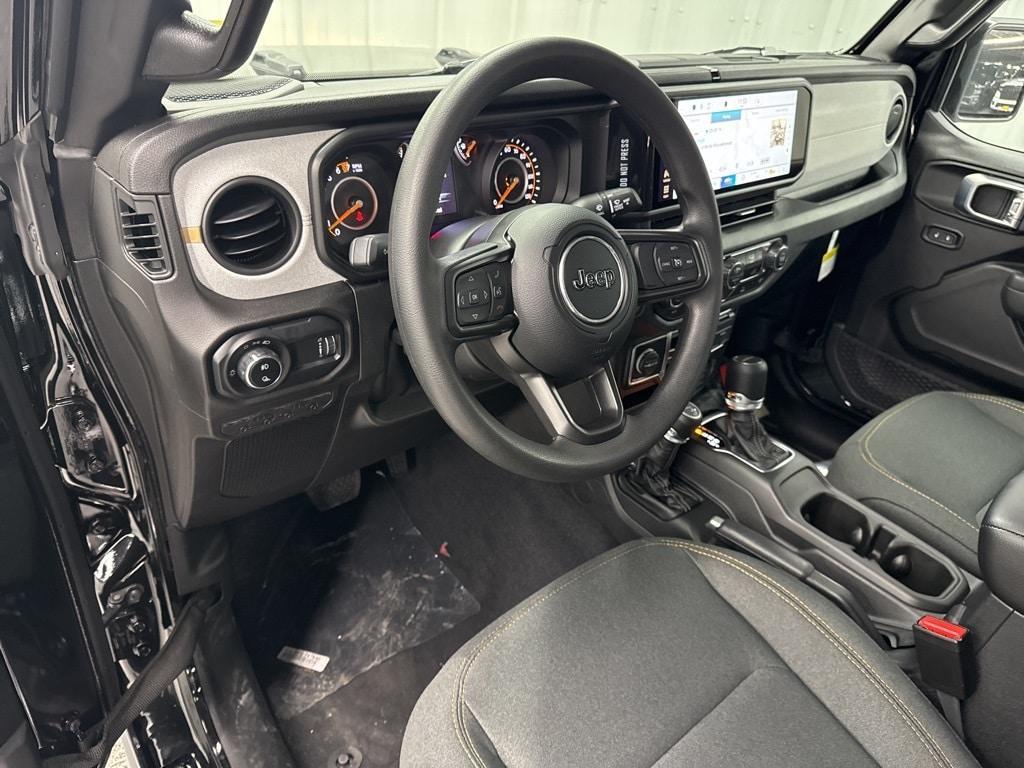 new 2025 Jeep Gladiator car, priced at $43,108