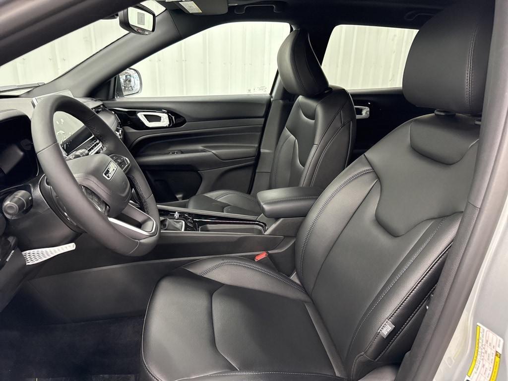 new 2025 Jeep Compass car, priced at $34,872