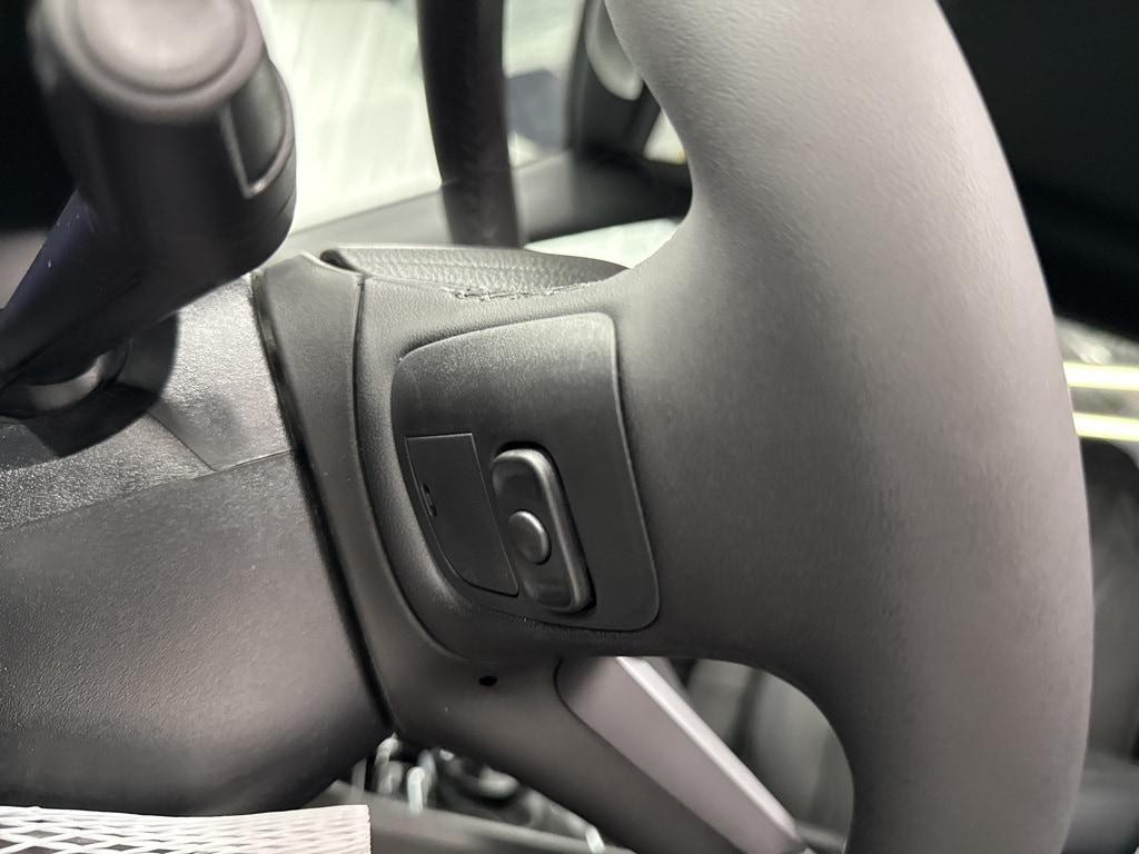 new 2025 Jeep Compass car, priced at $34,872