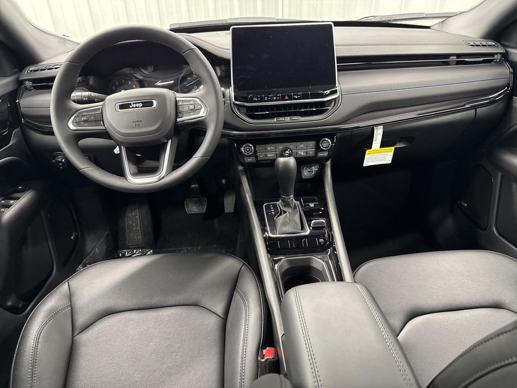 new 2025 Jeep Compass car, priced at $34,872