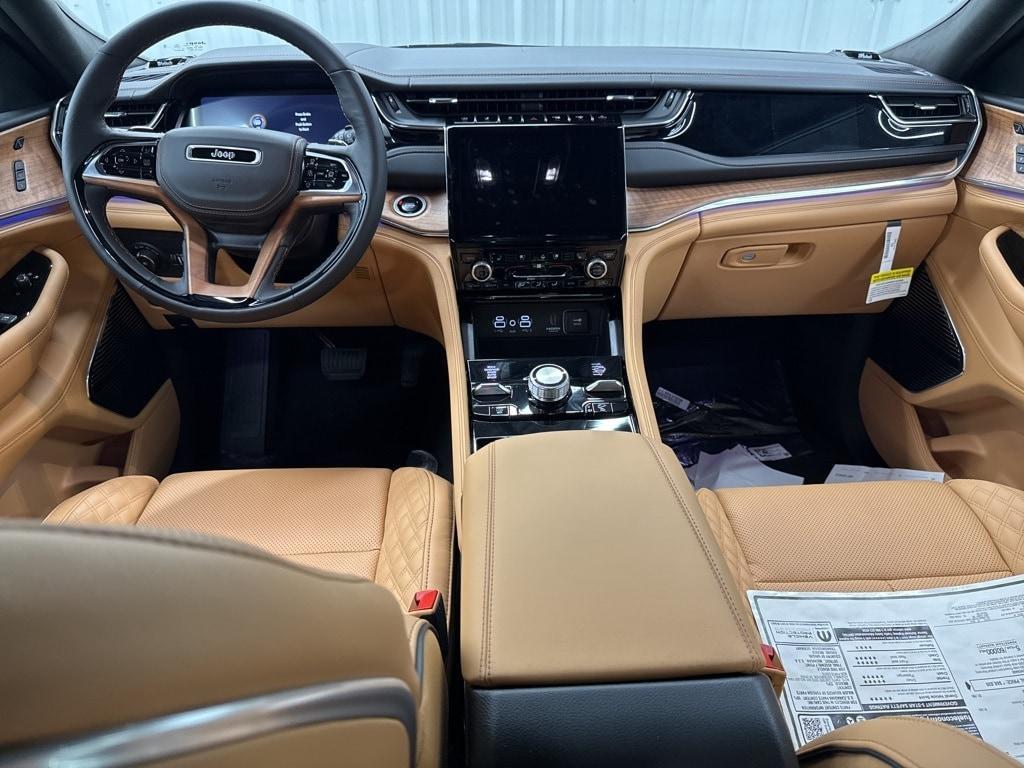 new 2025 Jeep Grand Cherokee L car, priced at $64,002